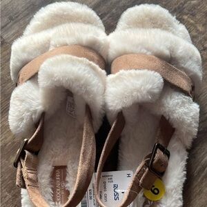Koolaburra Women's Tan Fur Sandals
